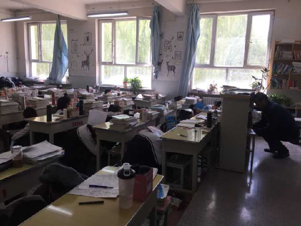 师生紧急避险