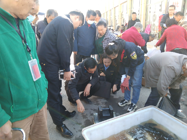 第六师市场监督管理局开展电子计价秤市场秩序综合整治