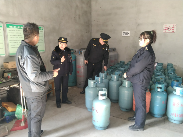 师市市场监管局与城市管理局携手开展 城镇燃气安全专项整治行动