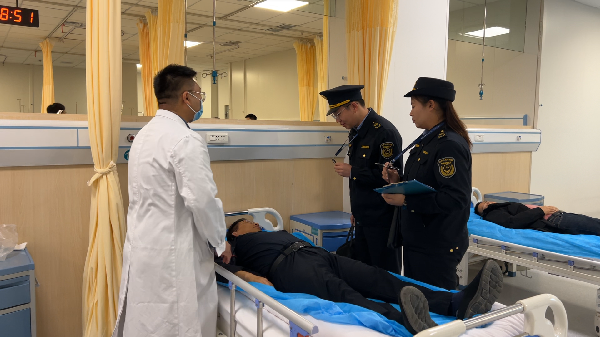 第六师市场监管局开展疫苗安全突发事件 应急演练