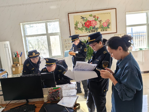 第六师五家渠市市场监管局开展自愿性认证活动监督检查