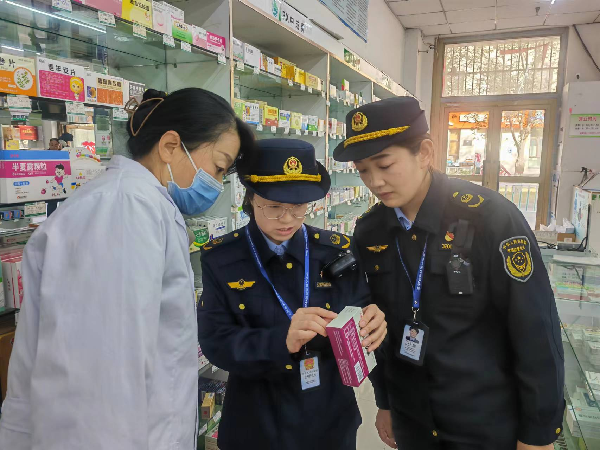 六师市场监管局开展药品经营和使用 专项检查