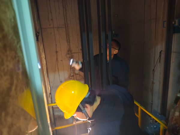 第六师市场监督管理局深入推进电梯安全筑底行动