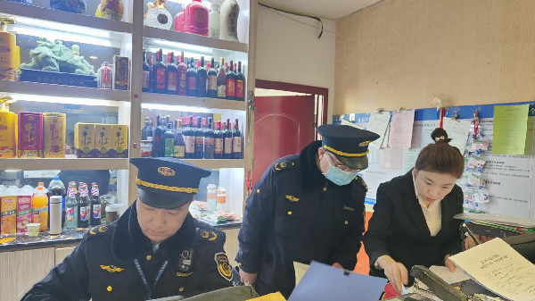 筑底电梯安全守护群众平安
