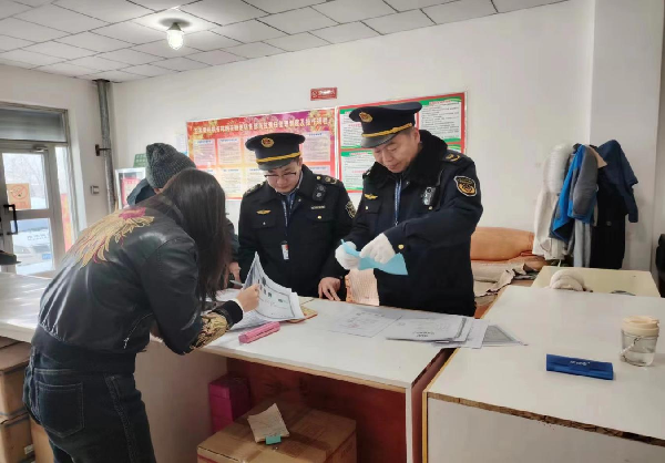 守护烟花爆竹质量门，严把烟花爆竹零售关